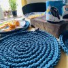 Háčkované prostírání v petrolejové barvě