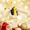 Letící včela Elinka s vánoční dekorací