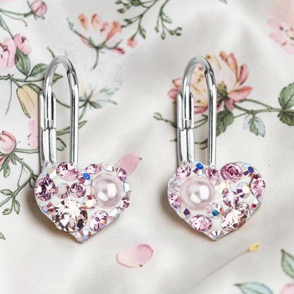 Strieborné dievčenské náušnice tvar srdca so Swarovski crystals