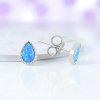 Strieborné náušnice s modrým opálom v tvare kvapky 7 x 5