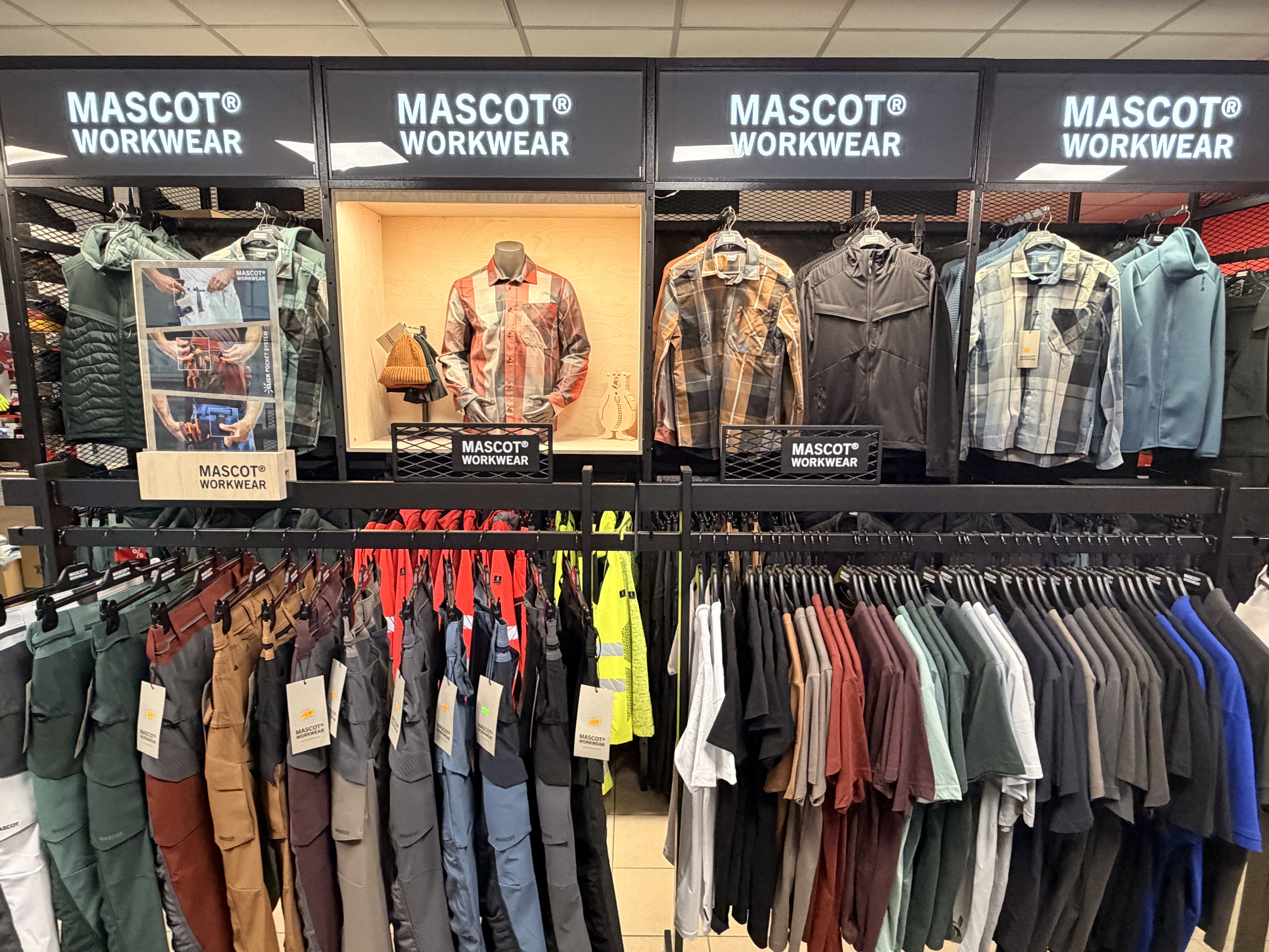 SHOWROOM MARTIN