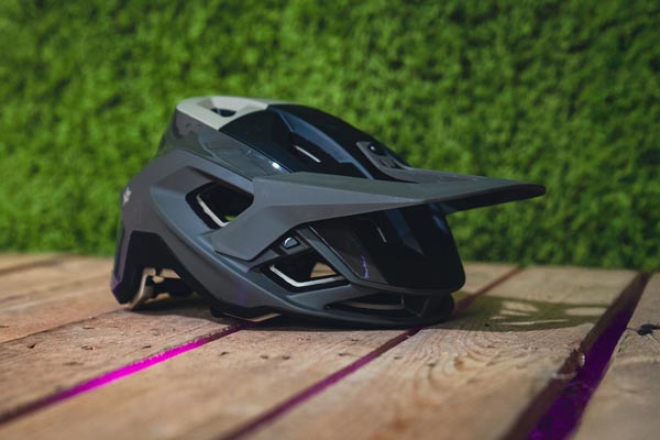 FOX Speedframe 2025