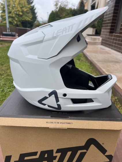 LEATT MTB Gravity 1.0 Helmet v25