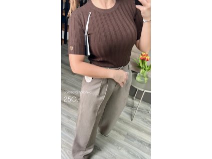 21FE0C76 2251 40F0 9C55 3DCCE918DB19