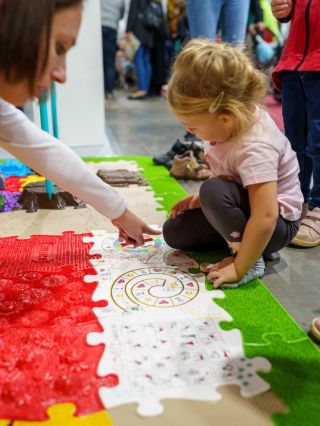Když jsme říkali, že je s našimi podložkami zábava, mysleli jsme to vážně! 🤩 Člověče, hýbej se! & Puzzle Twister je...