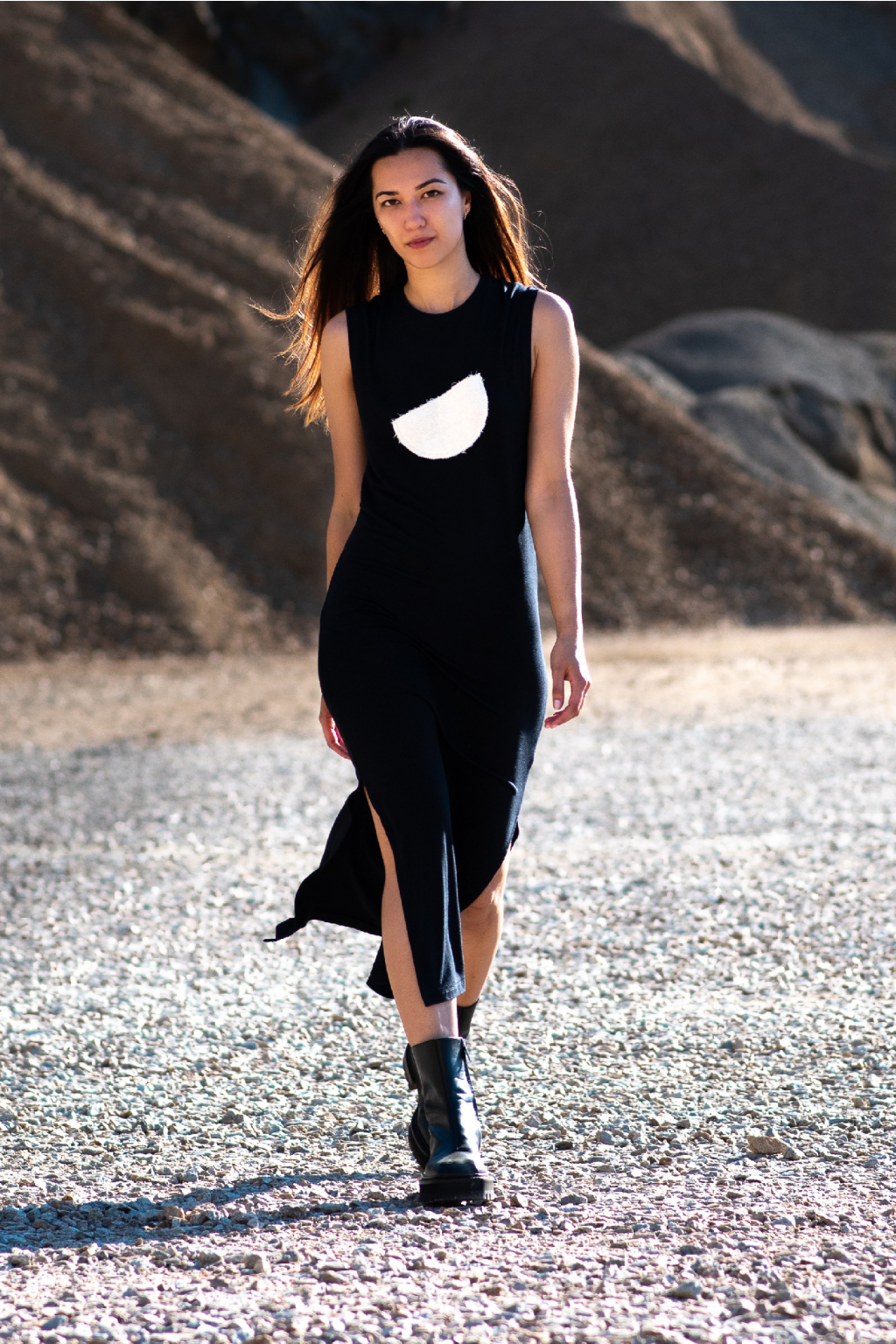 KOUSEK dlouhé tencelové šaty černé