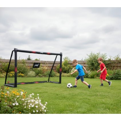 LEGENDS fotbalová branka černá v zahradě