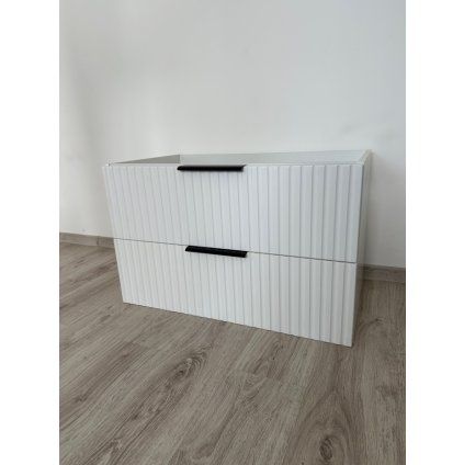 DELlA bílá skříňka 80cm