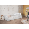 deska postel dores bílá v dětském pokoji