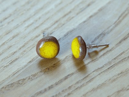 žluté pecky, náušnice