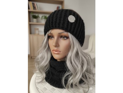 Ručně háčkovaná čelenka černá