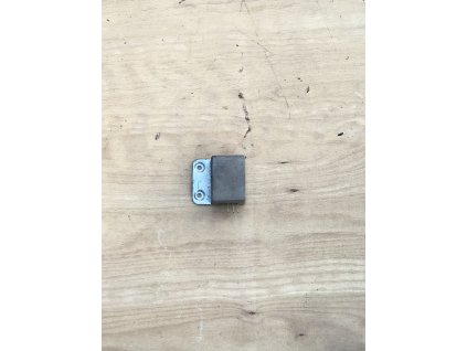 relé přepínání světel M25 DDR