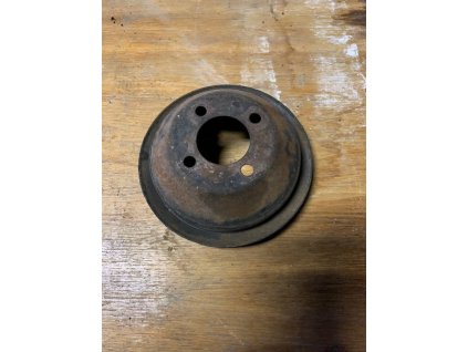 Řemenice vodní pumpy M24,M25  bazar