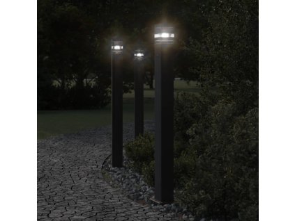 vidaXL Venkovní stojací lampy se zásuvkou 3 ks černé 110 cm hliník