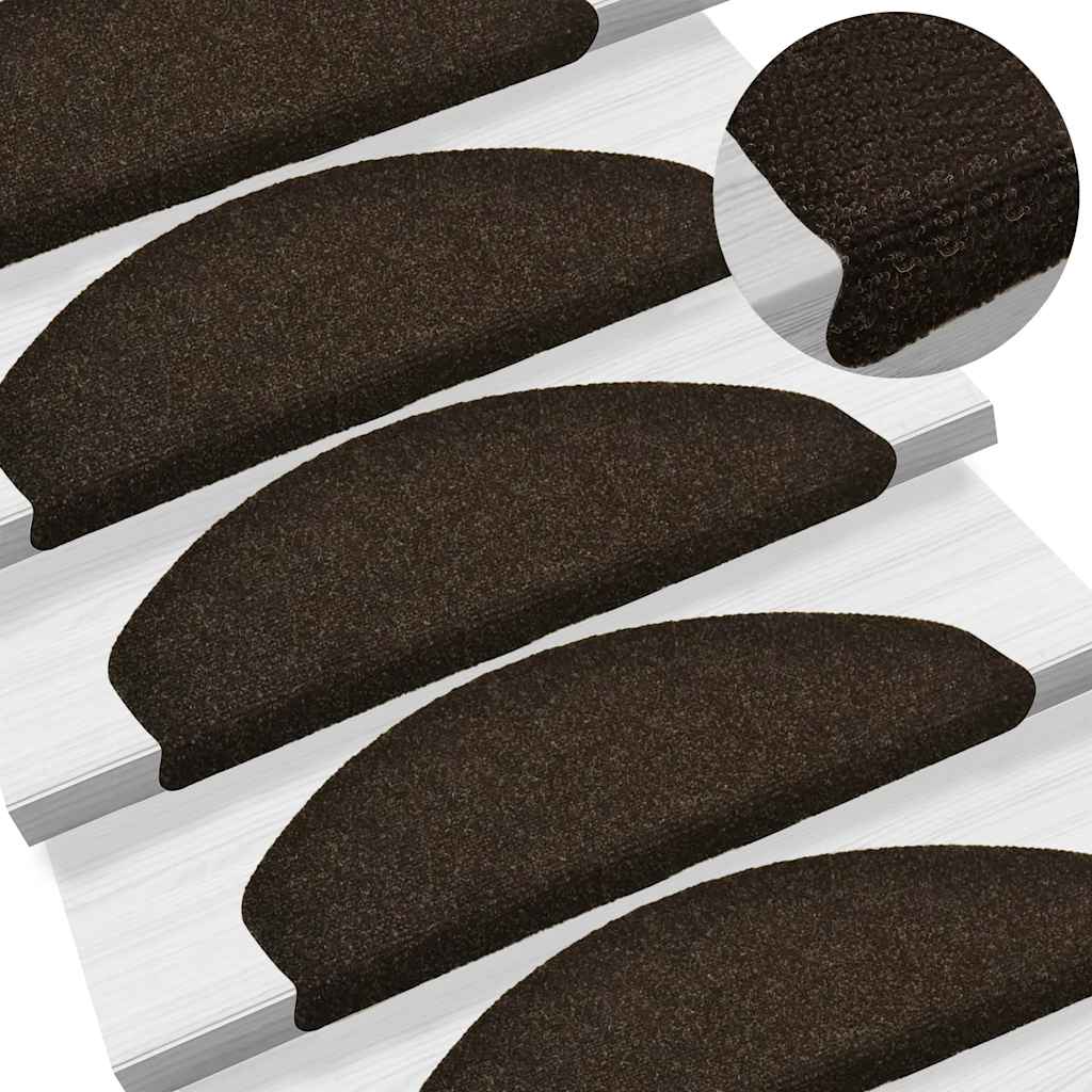 Levně vidaXL Schodové rohože samolepicí 30 ks 65 x 21 x 4 cm tmavě hnědé, půlkulaté, velké