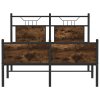 vidaXL Rám postele bez matrace kouřový dub 120x200 cm kompozitní dřevo