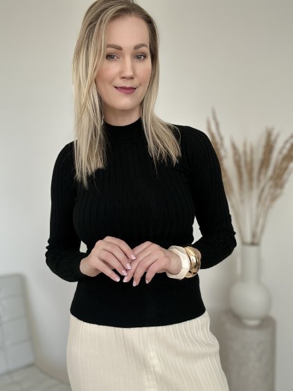 Photo 19 11 2025, 13 03 43