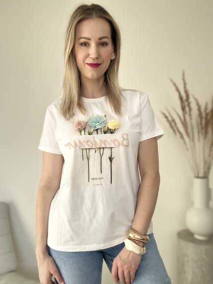 Bavlnené tričko s 3D aplikáciou