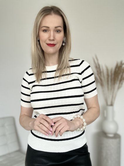 Štýlový pletený top