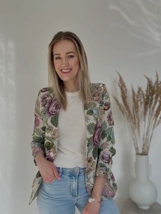 🌸NOVINKY🌸ak sa ti ktorýkoľvek kúsok páči napíš mi do komentu a ja ti pošlem link🤍alebo si pozri našu ponuku na mumax.sk