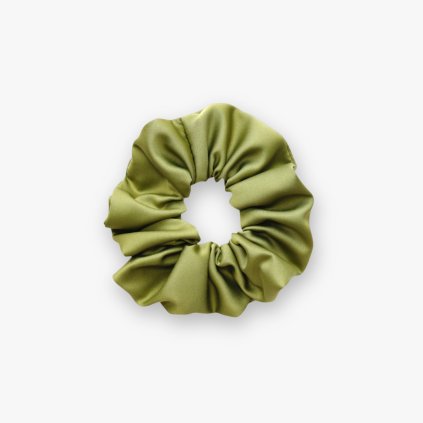 Saténová scrunchie gumička - Matcha