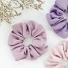 Saténová scrunchie gumička - Lila matná