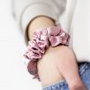 Úzká scrunchie gumička - Pudrově růžová