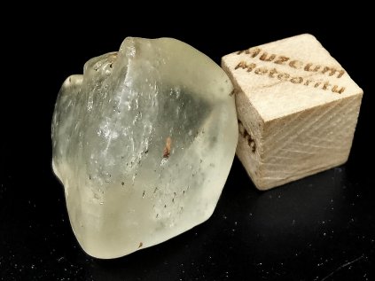 Libyjské sklo 4,4 gr.