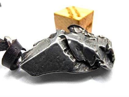 Přívěsek meteorit Aletai + kožená šňůrka