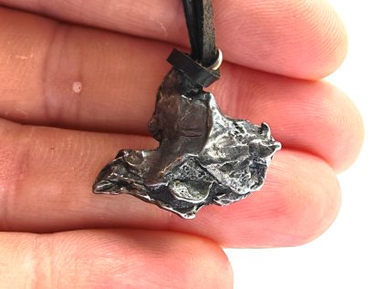 Přívěsek meteorit + kožená šňůrka