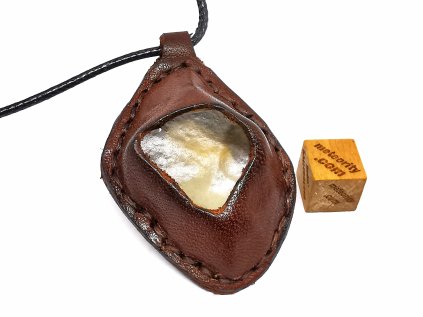 Amulet Libyjské sklo / kůže