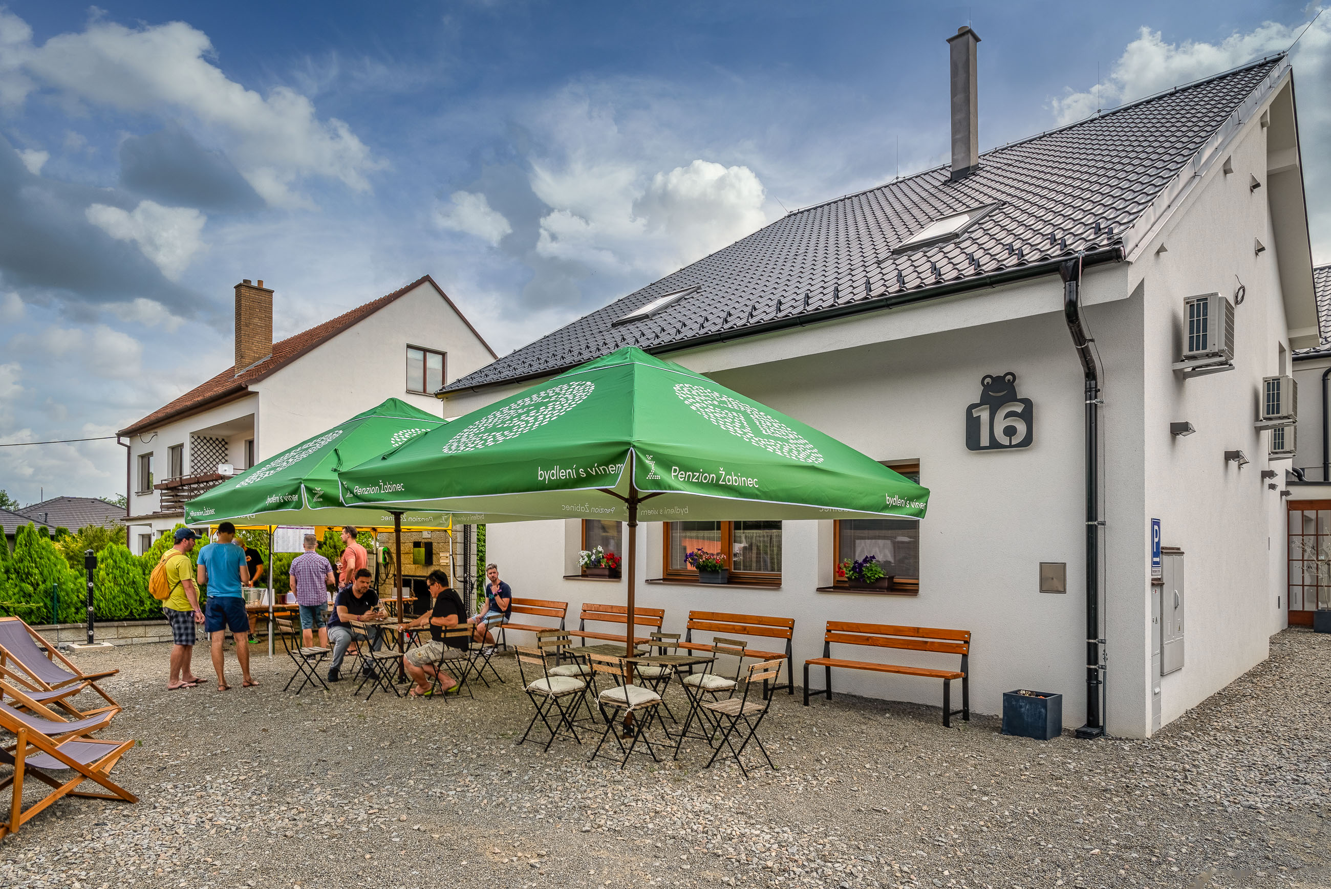 Reference slunečníku – Jevický Žabinec