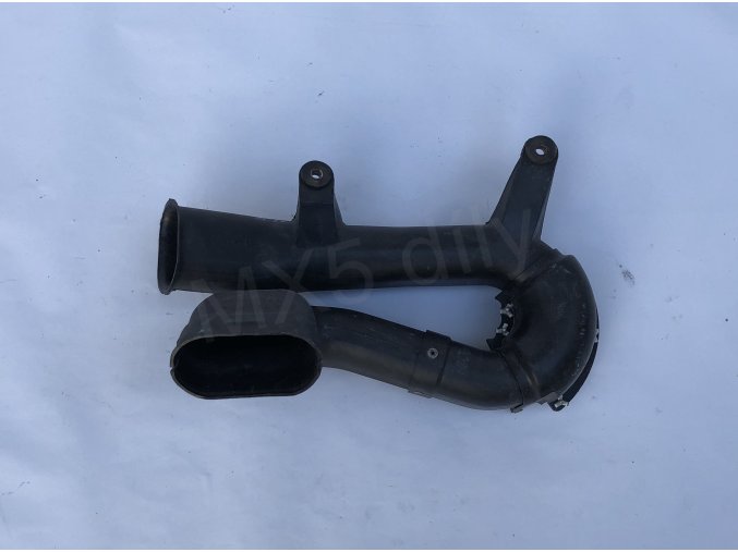 1227 trubka vzduchoveho filtru nb