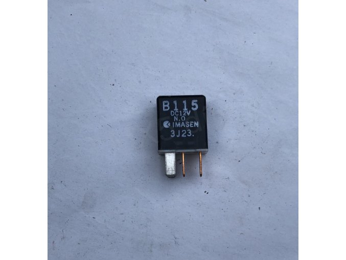 1647 rele b115