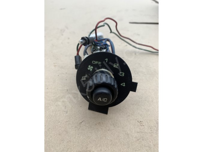 3154 ovladani ventilatoru na s klimatizaci