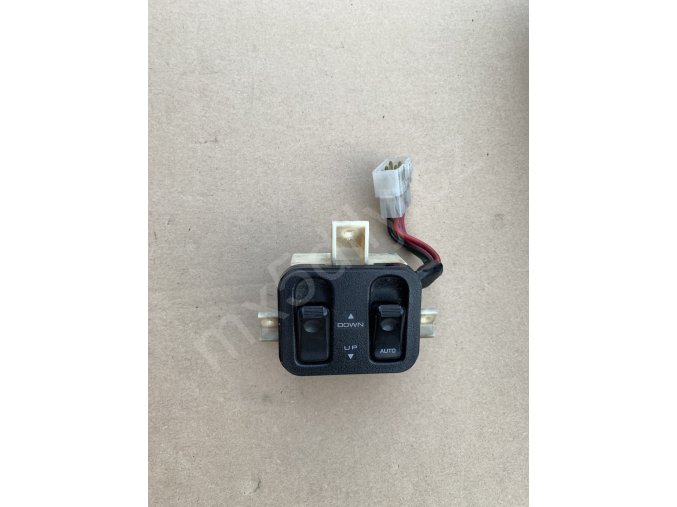 3277 ovladani oken na auto