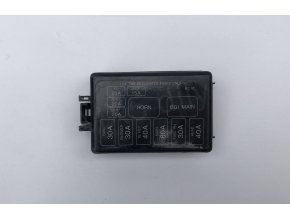 1251 kryt pojistek v motoru nb
