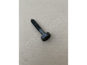 3319 sroub uchyceni rezervy nb