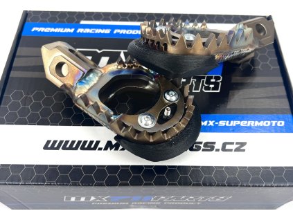 Stupačky nerezové SM KTM 690 2008 2024 Husqvarna 701 2016 2024 GasGas 700 2022 2024 MX711PEGS NERO SUPERMOTO