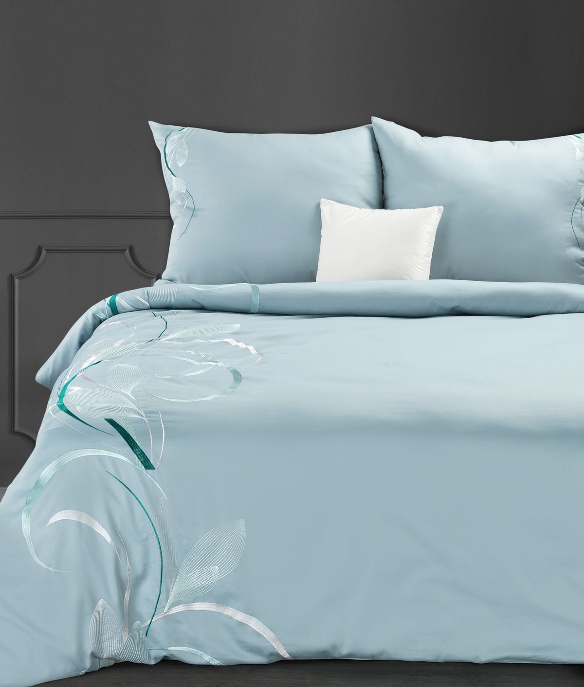 Povlečení REINA I. modrá 100% saténová bavlna 1x 200x220 cm, 2x povlak 70x80 cm francouzské povlečení MyBestHome