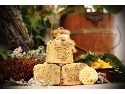 Farmářské přírodní mýdlo s lanolínem Meduňkové 25 g v krabičce