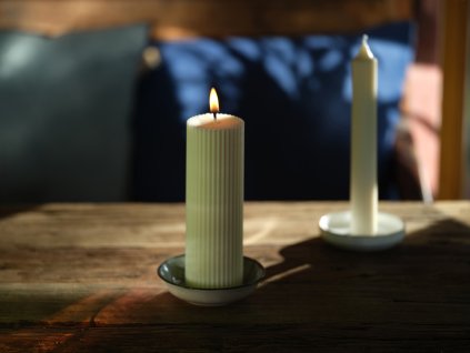 Sojova valcova svicka (2)