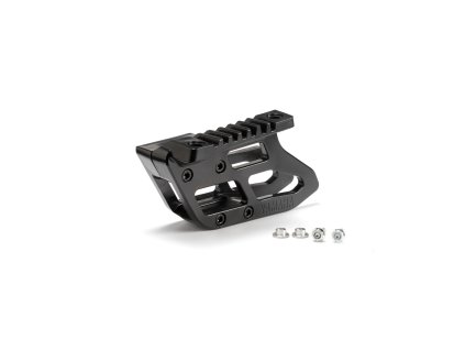 BW3 F21G0 02 00 Tenere700 Chain Guide Studio 001