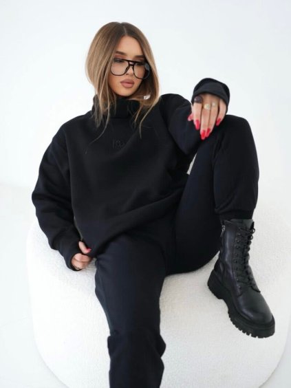 Mikina s roláčkem BG, černá