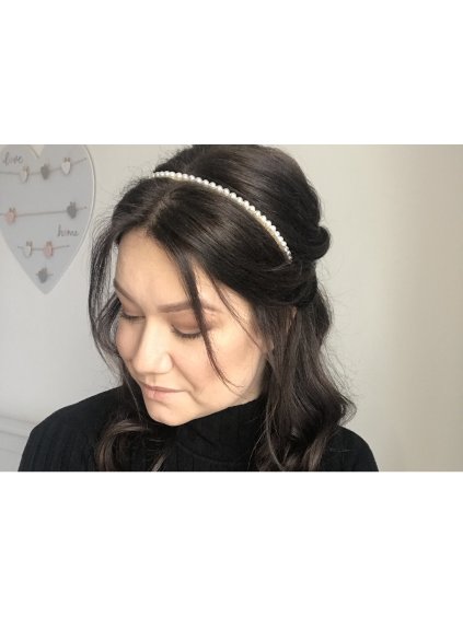 dámská dívčí perlová čelenka do vlasů myfeminity.cz 1