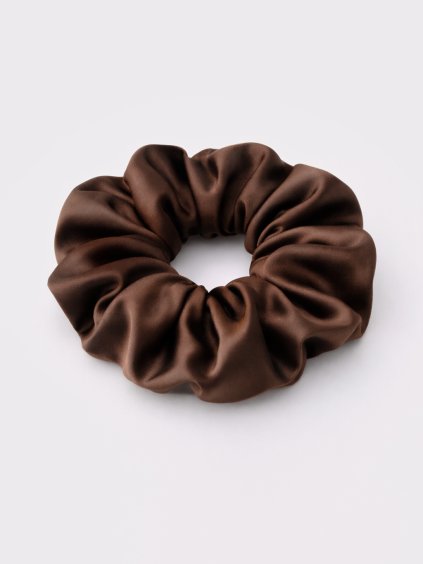 Scrunchie saténová gumička SINOA čokoládová