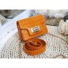 dámská mini crossbody ledvinka kožená hořčicová