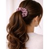 Scrunchie saténová gumička SINOA pudrově růžová1