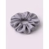 Scrunchie saténová gumička SINOA světle šedá