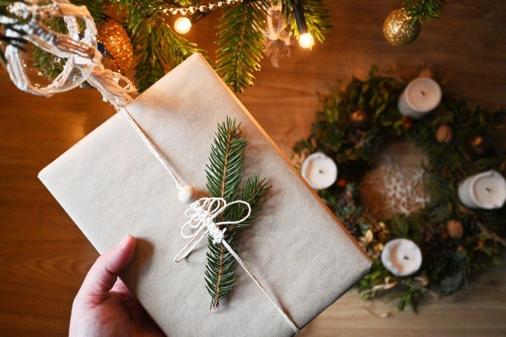 Last minute vánoční balení ve stylu macramé